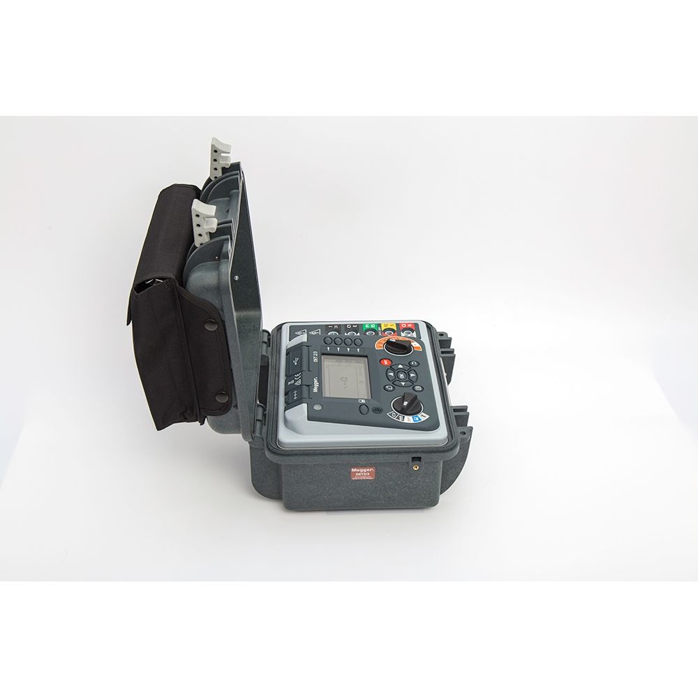 Megger-DET2-3-100M-KIT2.jpg